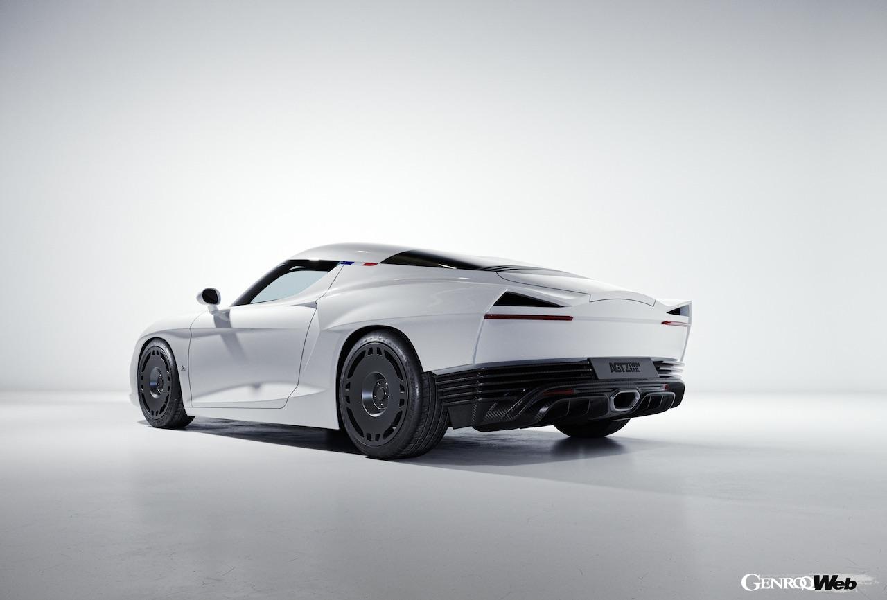 ザガートとラ・スクアドラの共同プロジェクト「AGTZ ツインテール」のエクステリア。