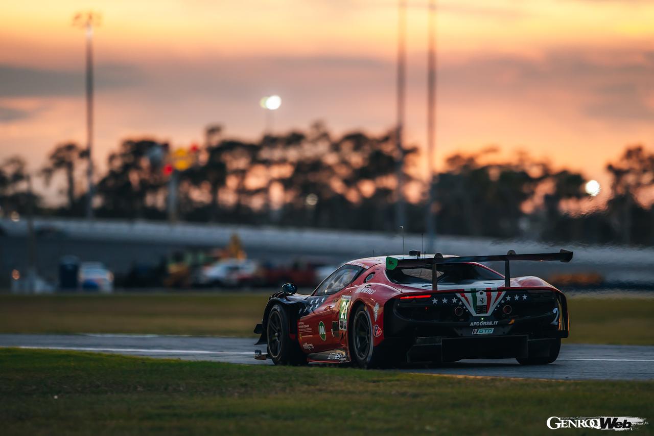 ル・マン24時間レースのLMGT3クラス初制覇を狙い、フェラーリは5台の296 LMGT3をエントリーさせた。