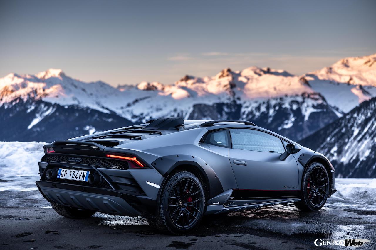 ランボルギーニのウィンターツアーに投入された「ウラカン ステラート」。