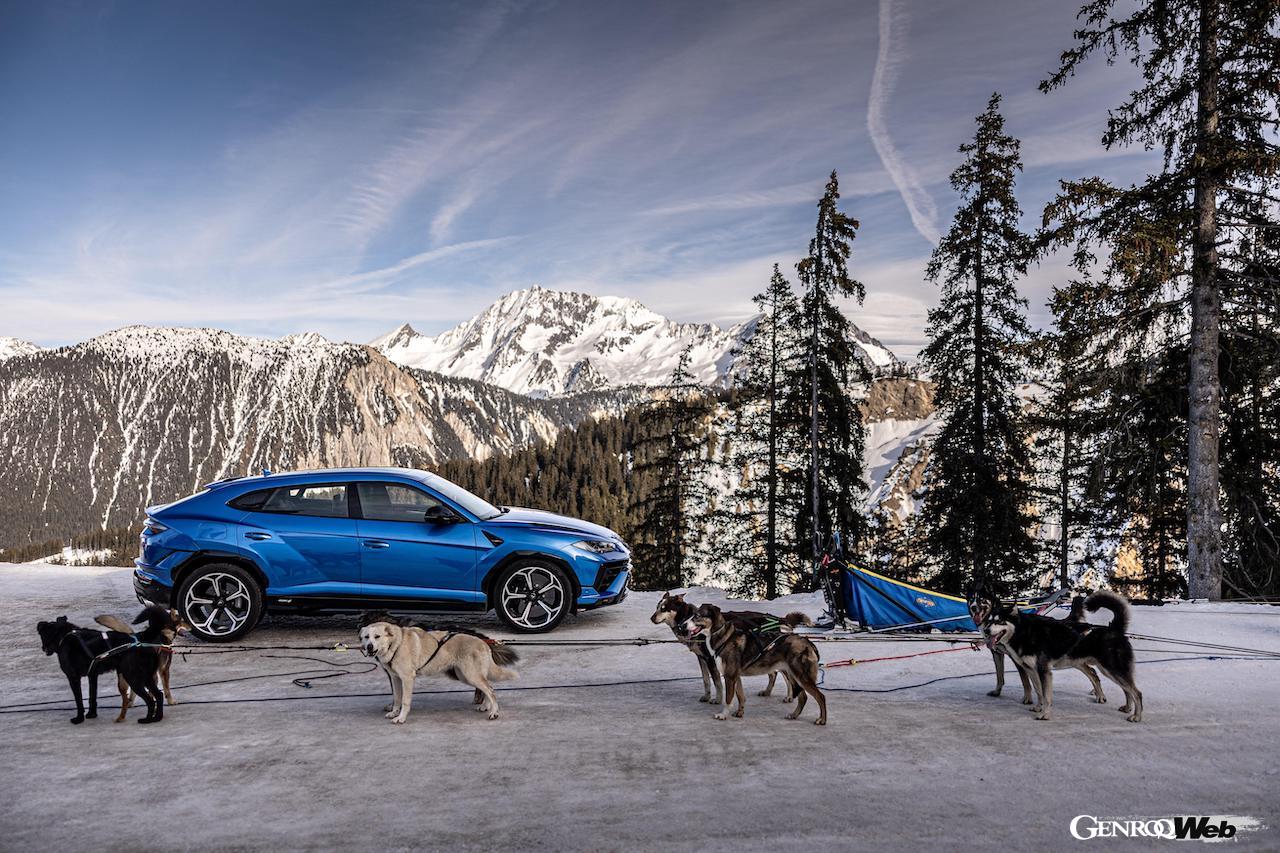 ランボルギーニのウィンターツアーに投入された「ウルス S」。