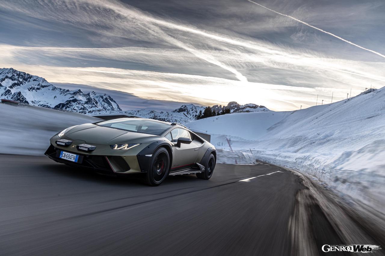 ランボルギーニのウィンターツアーに投入された「ウラカン ステラート」。