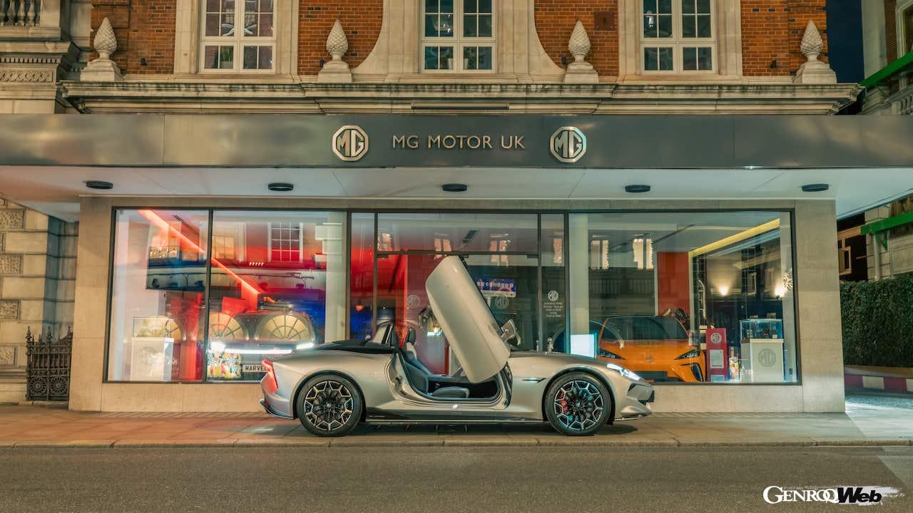 ジュネーブ・モーターショーにおいて、2024年中に発売を予定しているフル電動オープン「MG サイバースター」のスペックが公開された。