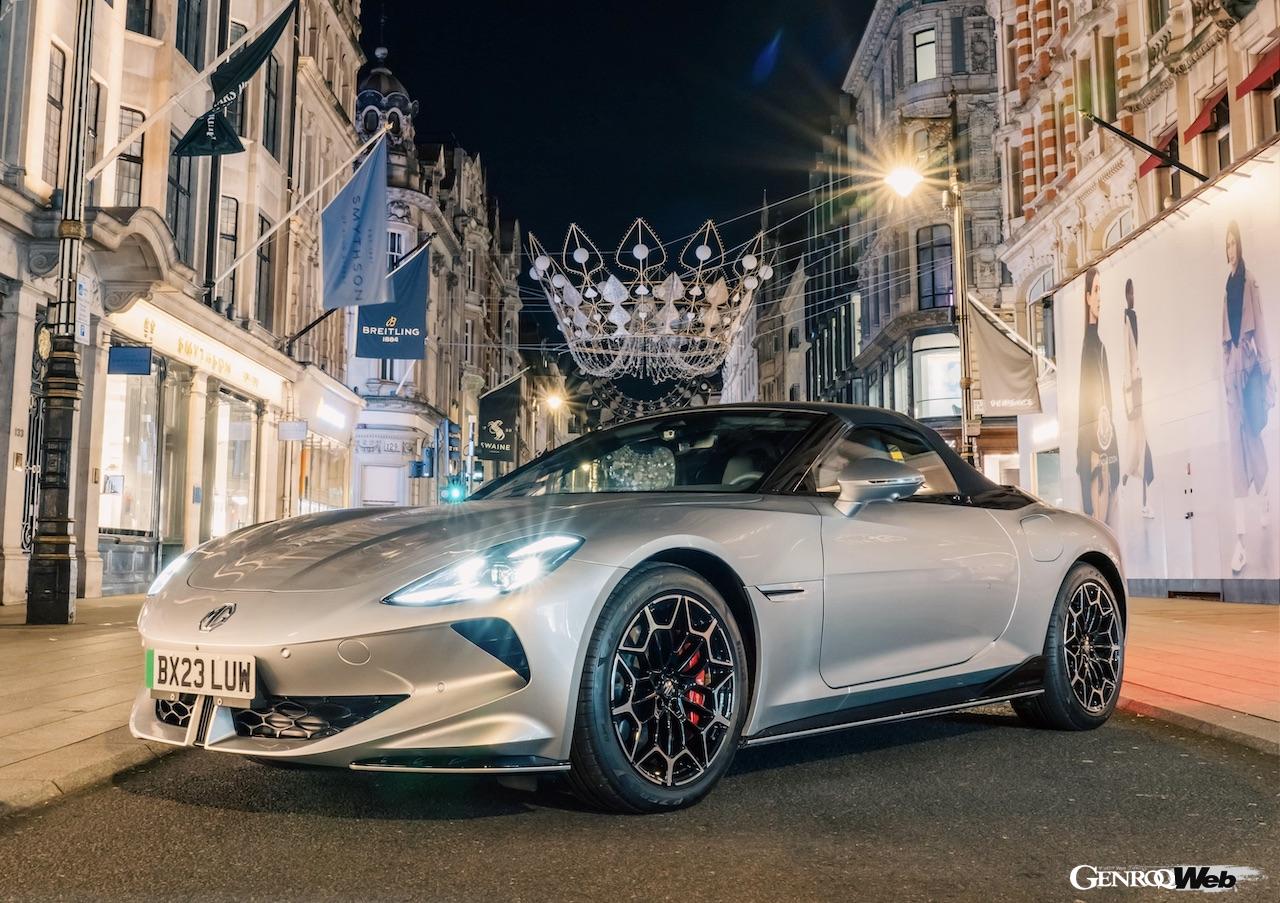 ジュネーブ・モーターショーにおいて、2024年中に発売を予定しているフル電動オープン「MG サイバースター」のスペックが公開された。