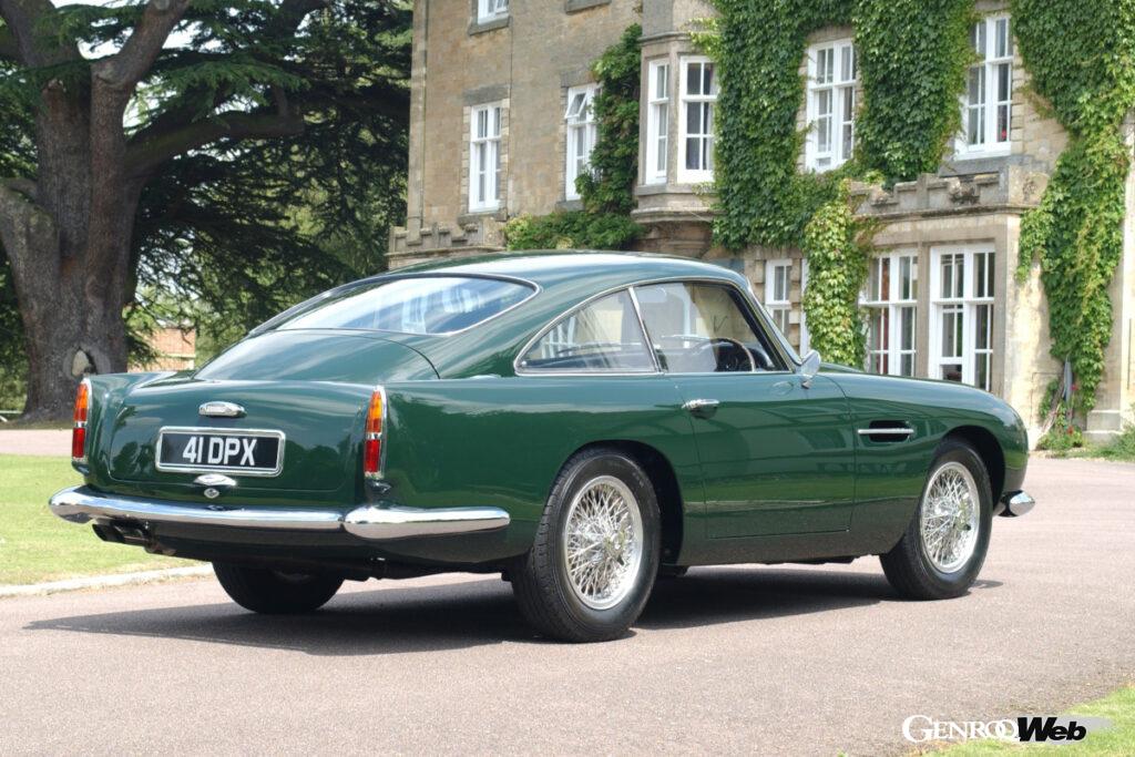 生産されずに終わった25台のDB4GTは、その後コンティニュエーションシリーズの第1弾として製造、販売された。