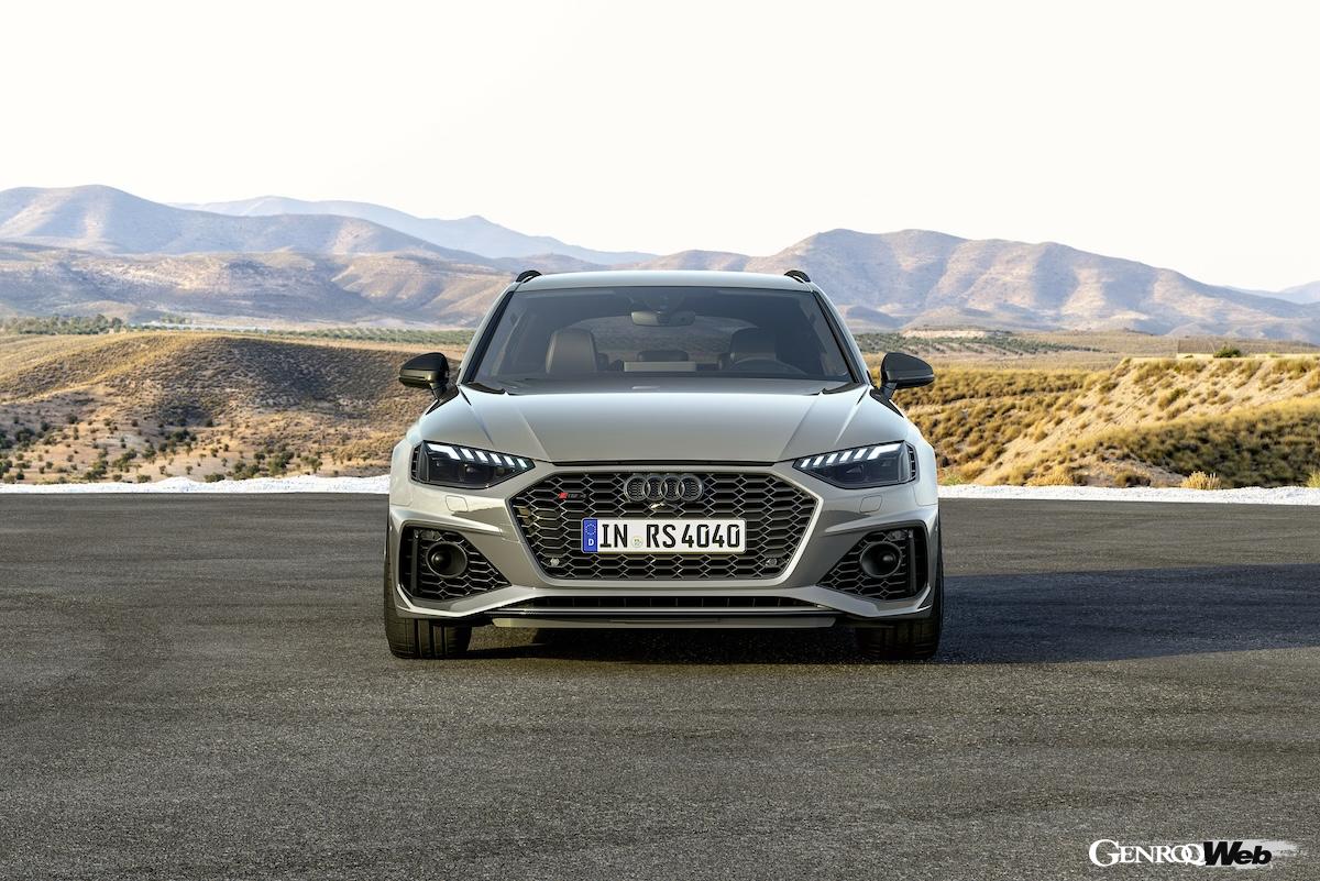 アウディ RS4アバント