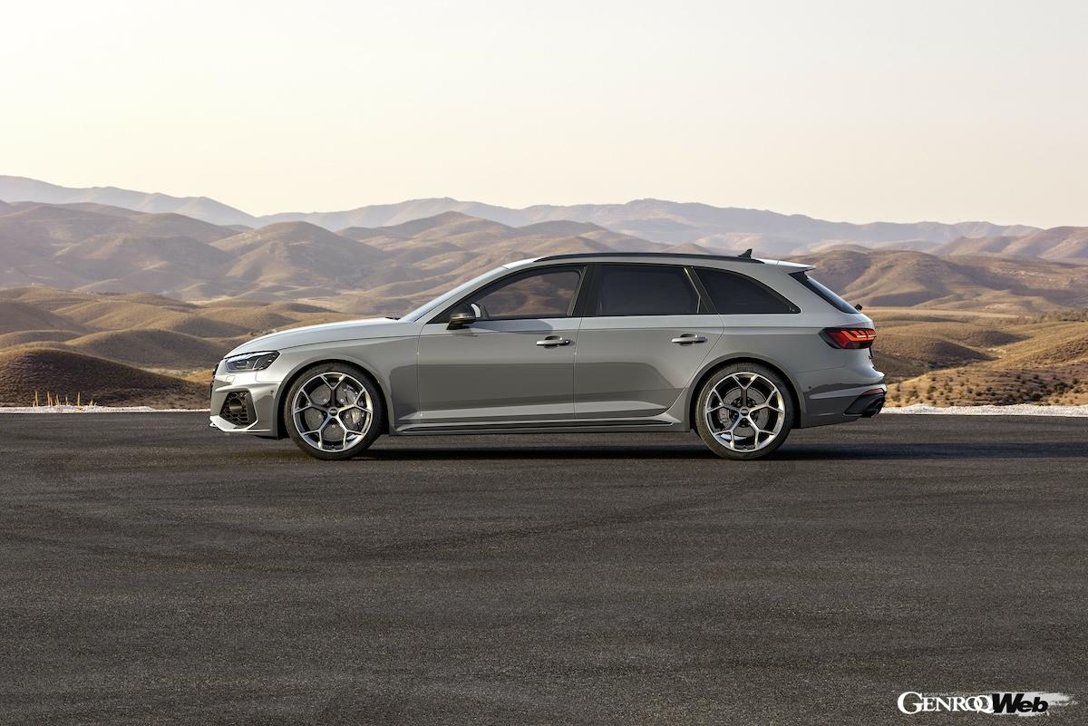 アウディ RS4アバント