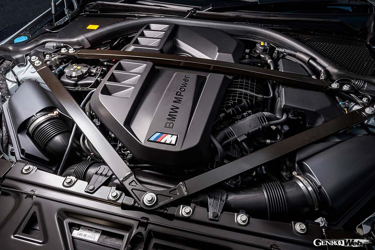 気持ちの良い回転フィールが魅力の3.0リッター直6ターボエンジンは大きな魅力のひとつ。コンペティション仕様は510PSを発揮する。