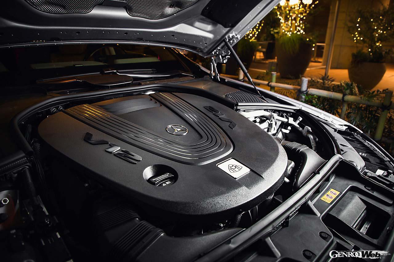 6.0リッター V12のM279M型エンジンはSOHCの3バルブヘッドを持つ。その回転はウルトラスムーズで、900Nmのトルクを2000-4000rpmで発揮する。