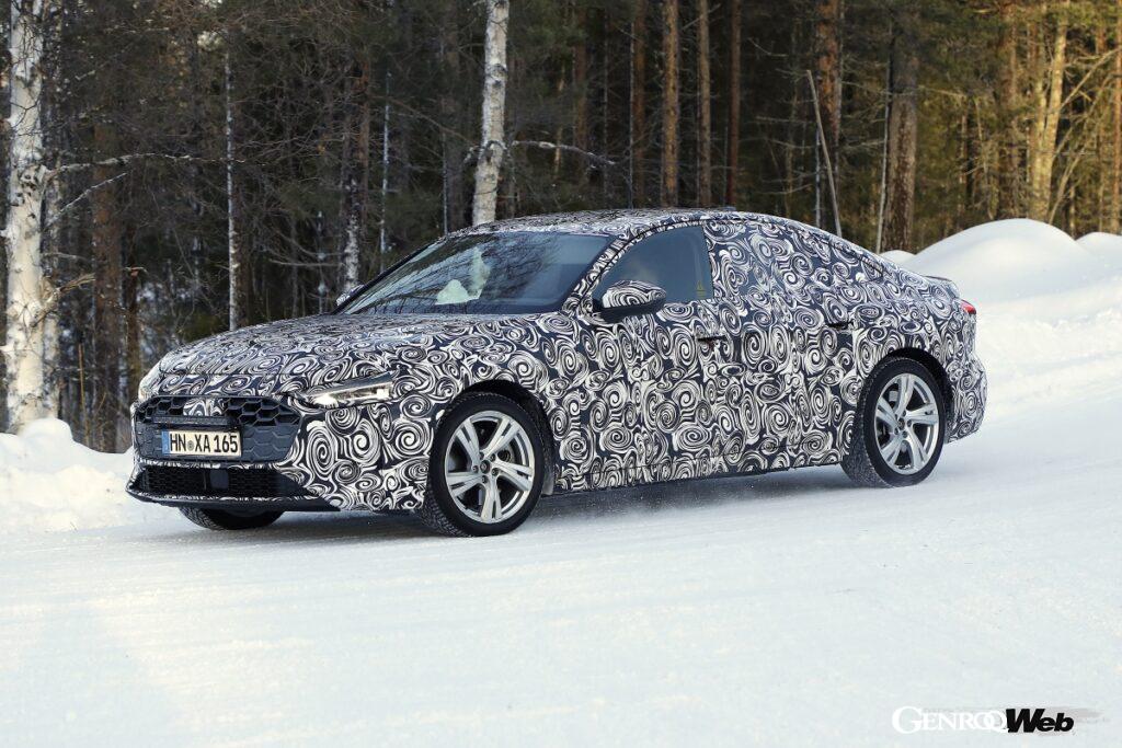 縦置きエンジン車用の新しい「PPC」プラットフォームをベースに開発。