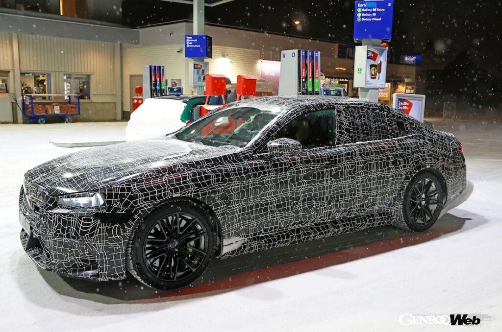 セダン、ツーリングともに最高出力は800馬力を超えるか？