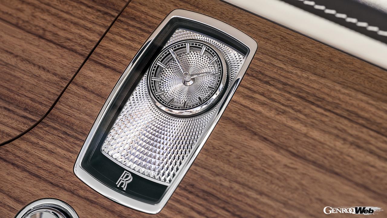 世界に1台のみのロードスター「アルカディア ドロップテイル」のタイムピース。