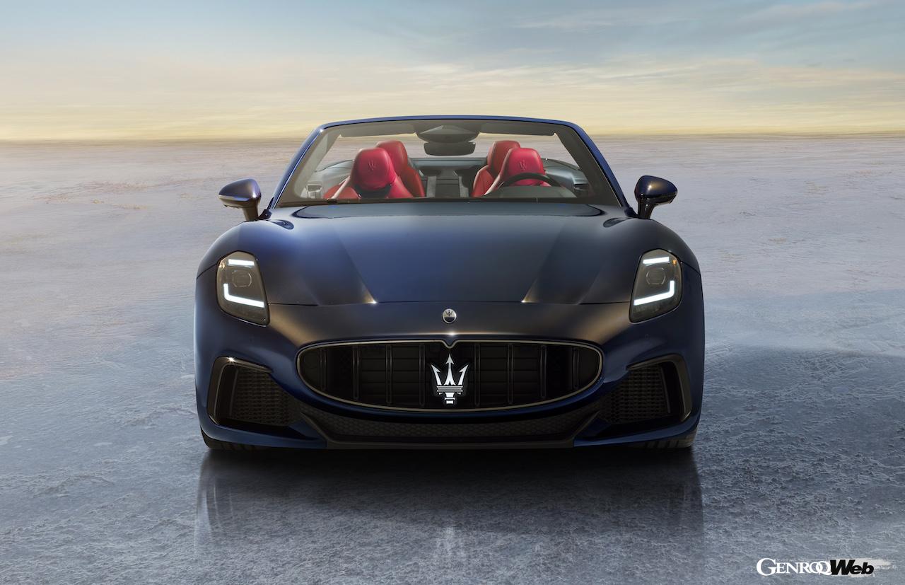 新型「マセラティ グランカブリオ」のエクステリア。