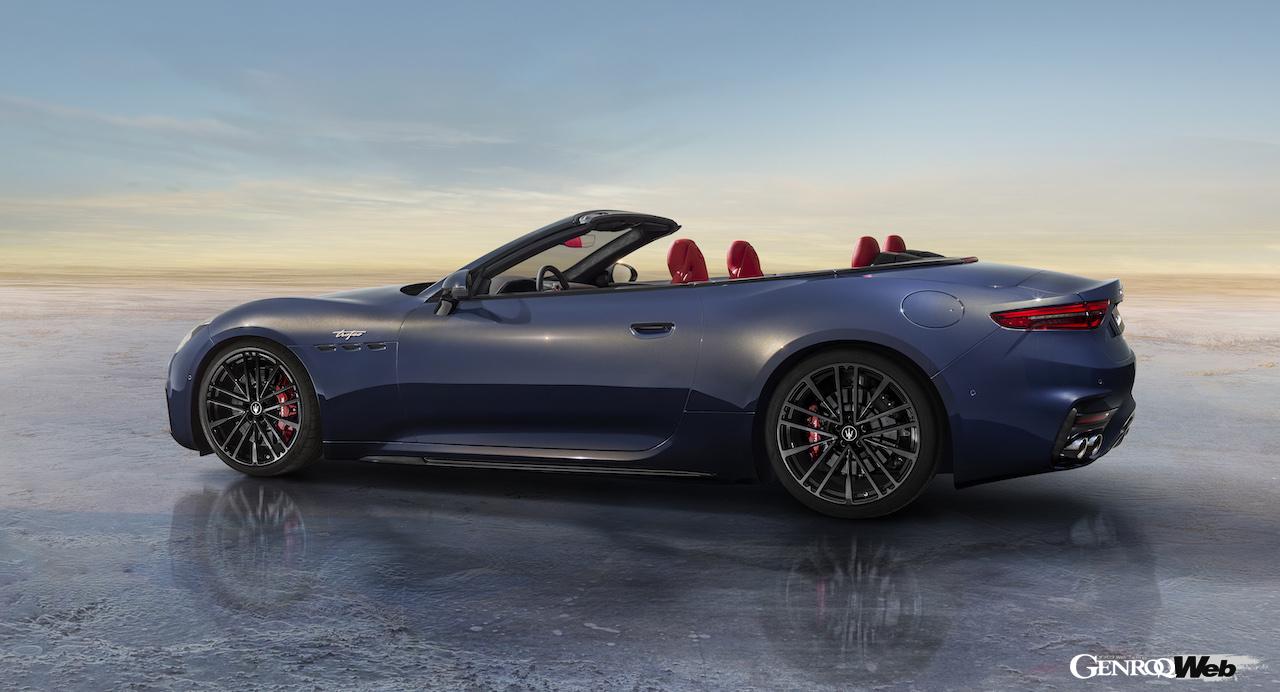 新型「マセラティ グランカブリオ」のエクステリア。