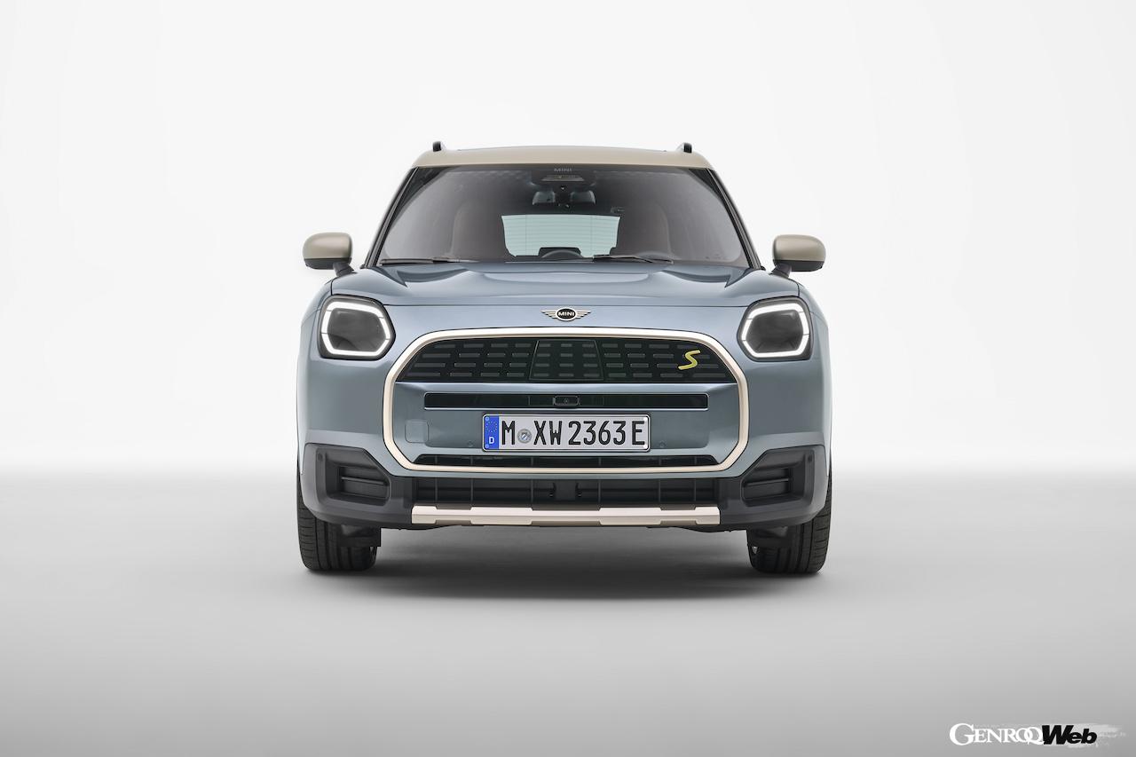 フル電動SUV「MINI カントリーマン SE ALL4」のエクステリア。