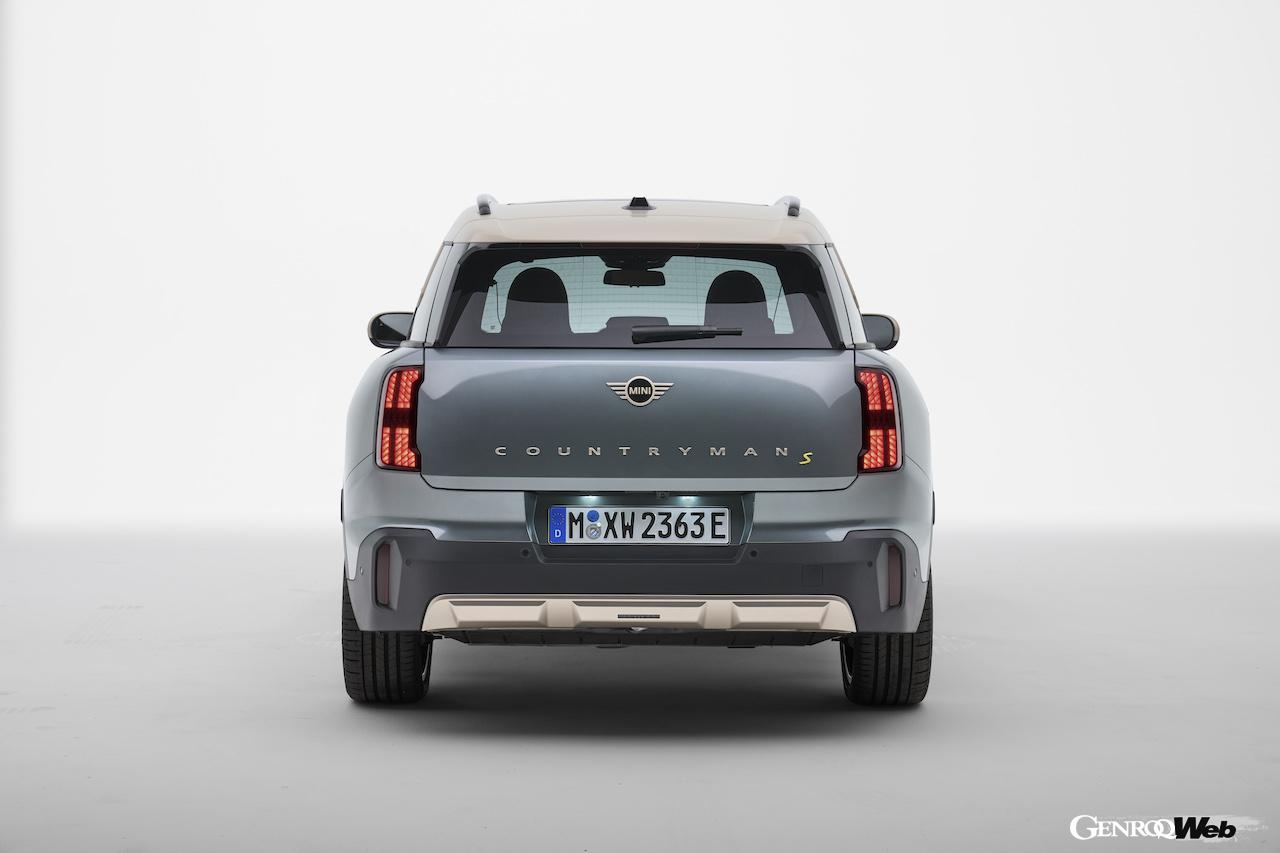 フル電動SUV「MINI カントリーマン SE ALL4」のエクステリア。