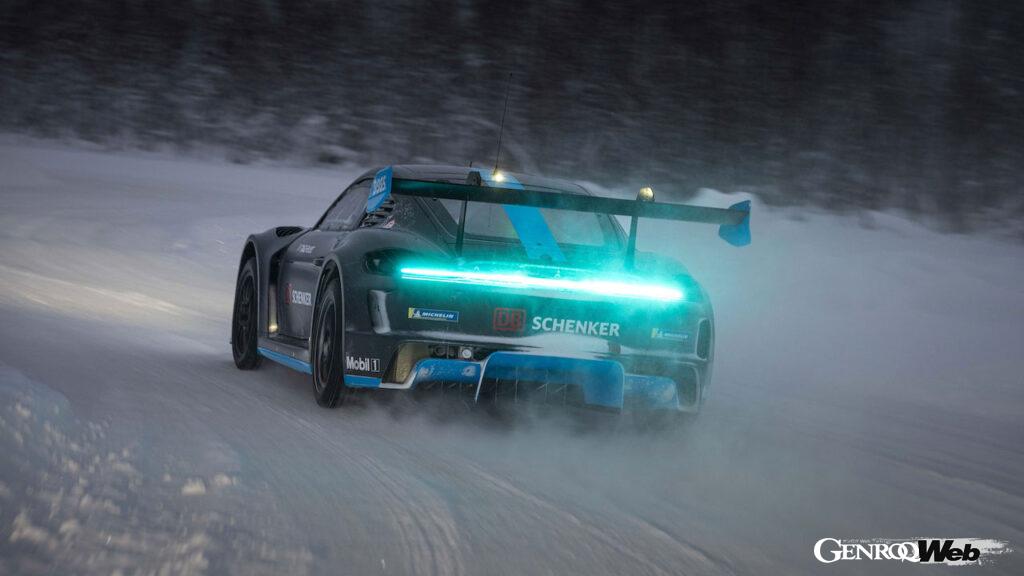 フィンランドの北極圏レヴィにおいて、「ポルシェ GT4 eパフォーマンス・ツアー」が実施された。