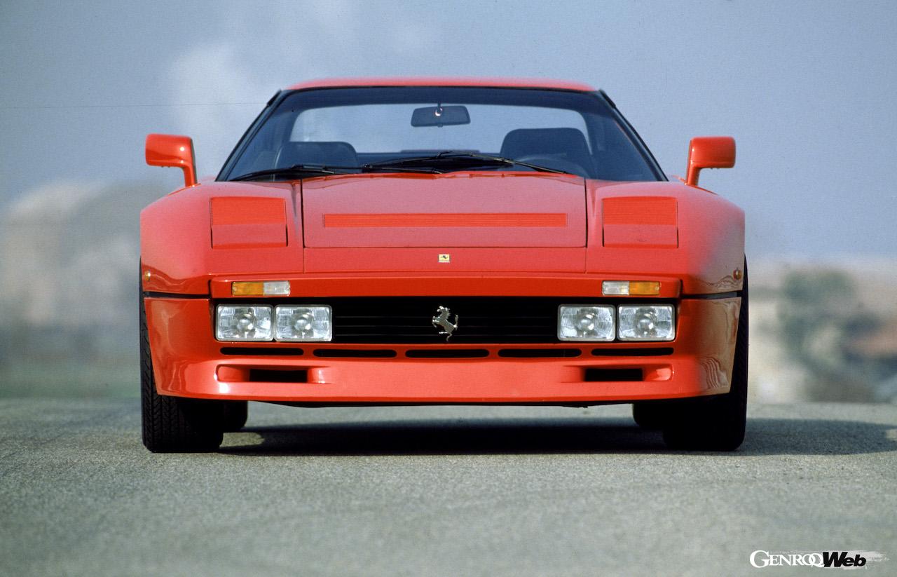 1984年のジュネーブ・モーターショーにおいて、ワールドプレミアされたフェラーリ GTO。「288 GTO」は非公式名称となる。