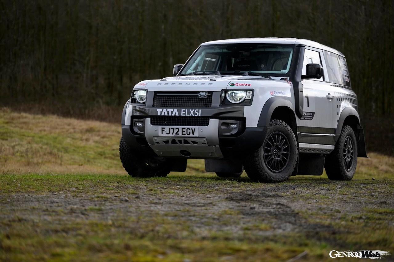 ディフェンダー 90によるワンメイクラリーシリーズ「ディフェンダー・ラリー・シリーズUK」が、ウォルターズ・アリーナで開幕した。