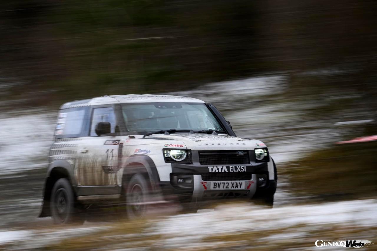 ディフェンダー 90によるワンメイクラリーシリーズ「ディフェンダー・ラリー・シリーズUK」が、ウォルターズ・アリーナで開幕した。