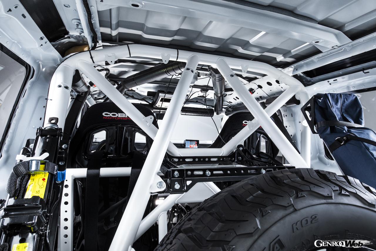 ディフェンダー・ラリー・シリーズUK用「ディフェンダー 90」ワンメイクラリー仕様。