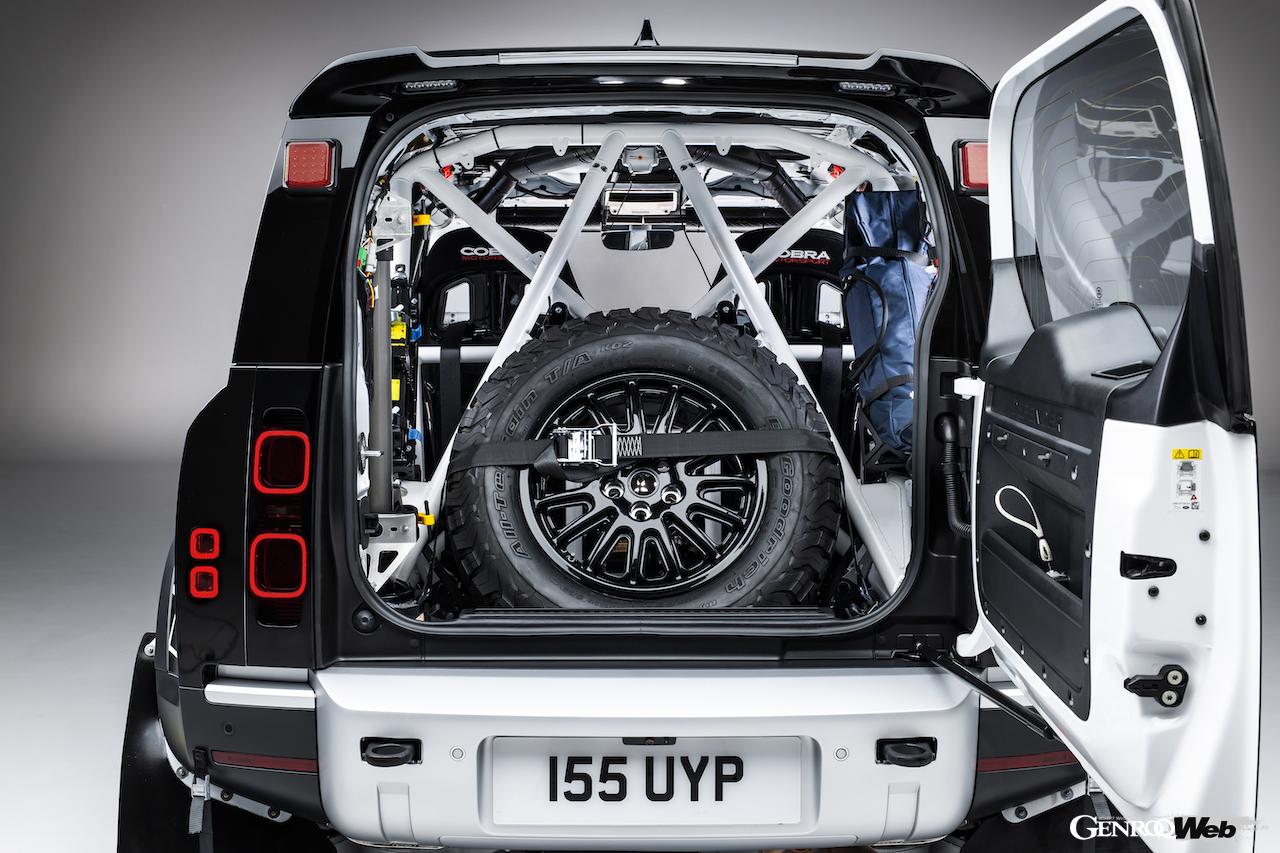 ディフェンダー・ラリー・シリーズUK用「ディフェンダー 90」ワンメイクラリー仕様。