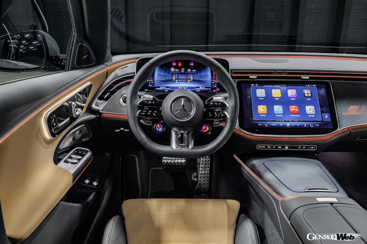 「メルセデスAMG E 53 ハイブリッド 4MATIC+ エステート」のインテリア。