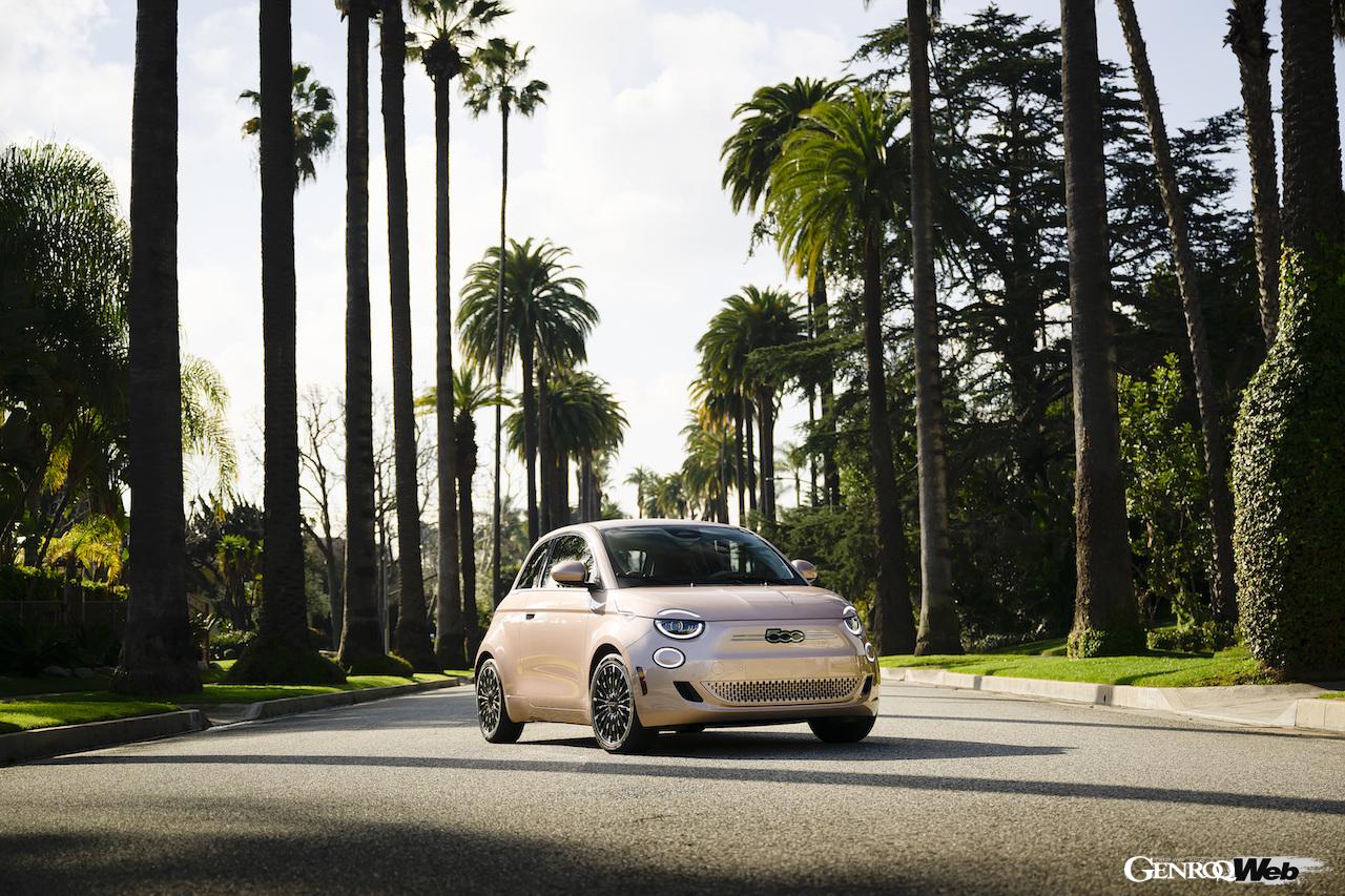 「フィアット 500e Inspired By Beauty」のエクステリア。