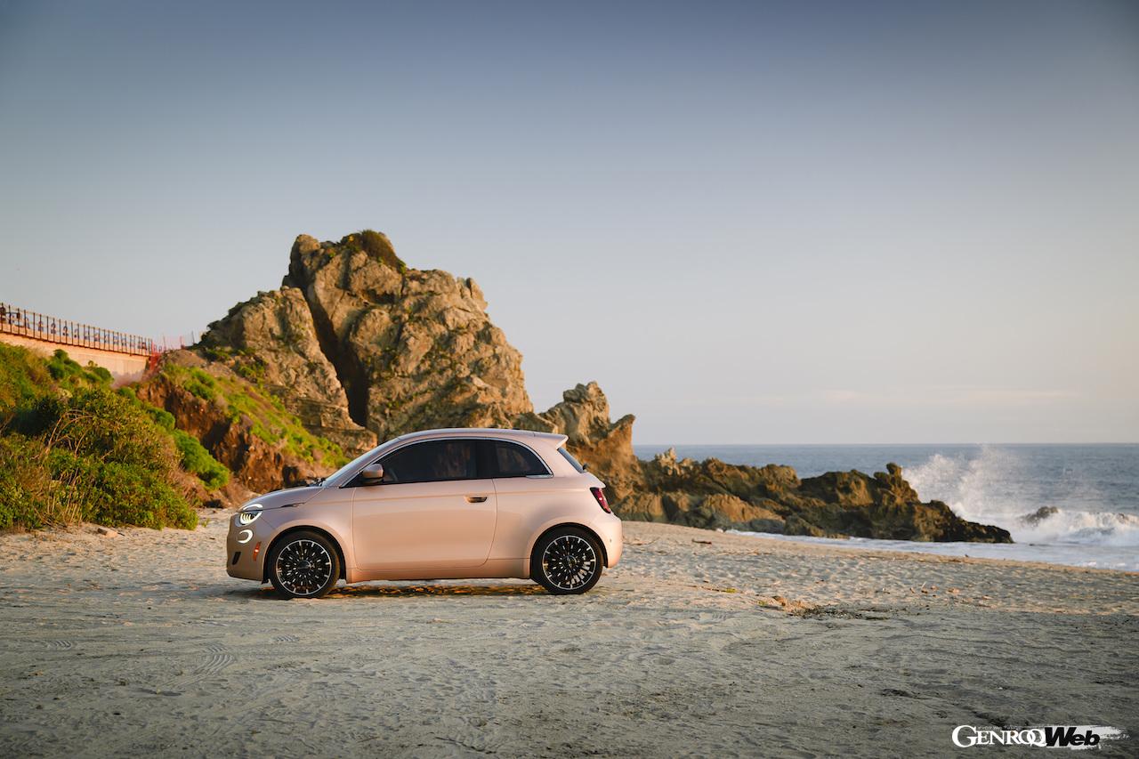 「フィアット 500e Inspired By Beauty」のエクステリア。