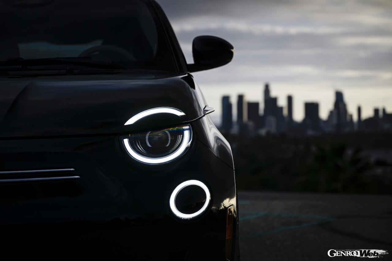 「フィアット 500e Inspired By Music」のエクステリア。