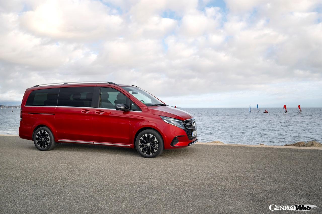 「メルセデス・ベンツ EQV」改良新型のエクステリア。