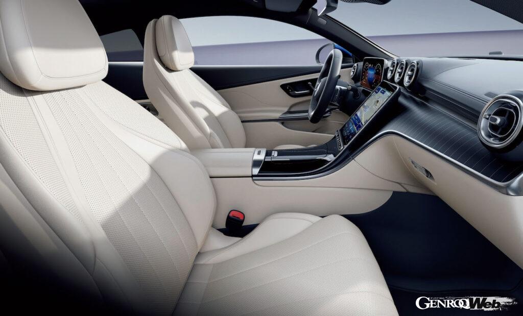 日本に導入される「メルセデス・ベンツ CLE 200 クーペ」のインテリア。