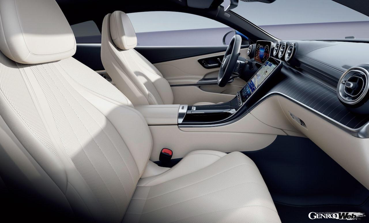 日本に導入される「メルセデス・ベンツ CLE 200 クーペ」のインテリア。