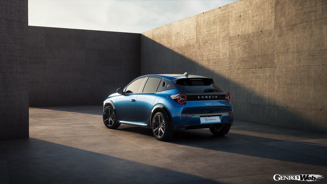 「ランチア イプシロン エディツィオーネ リミタータ カッシーナ 」のエクステリア。