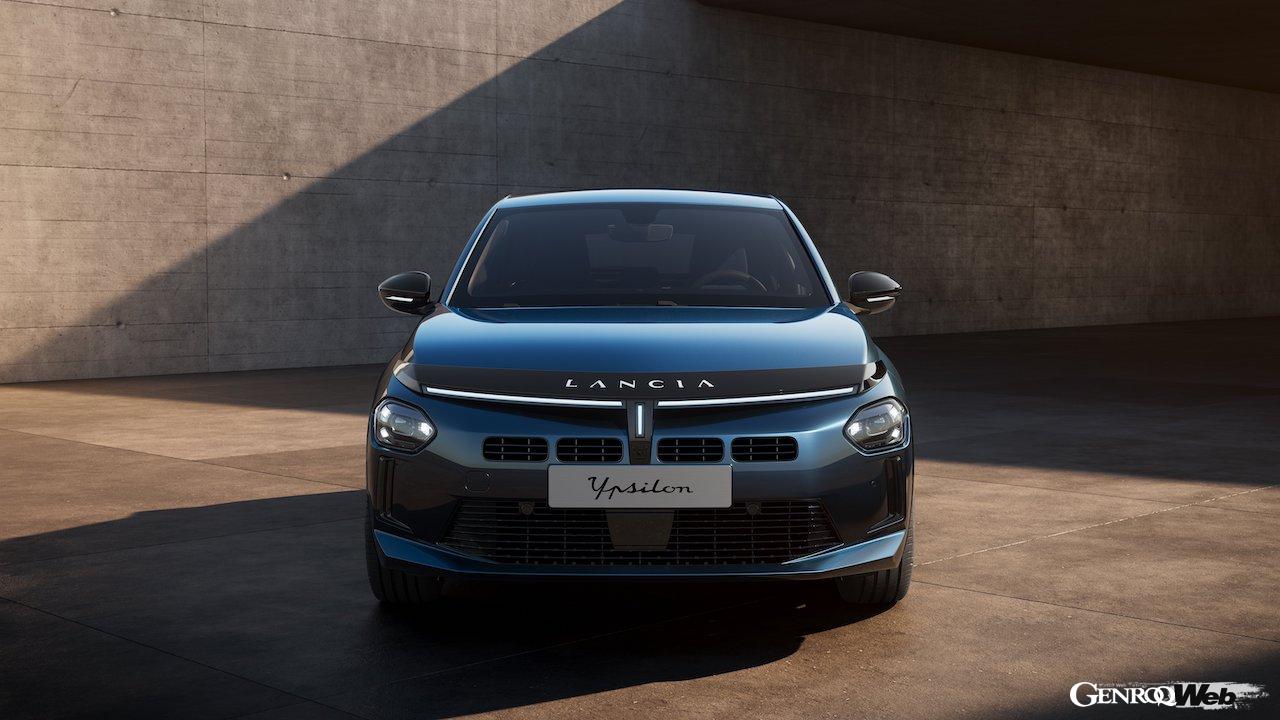 「ランチア イプシロン エディツィオーネ リミタータ カッシーナ 」のエクステリア。