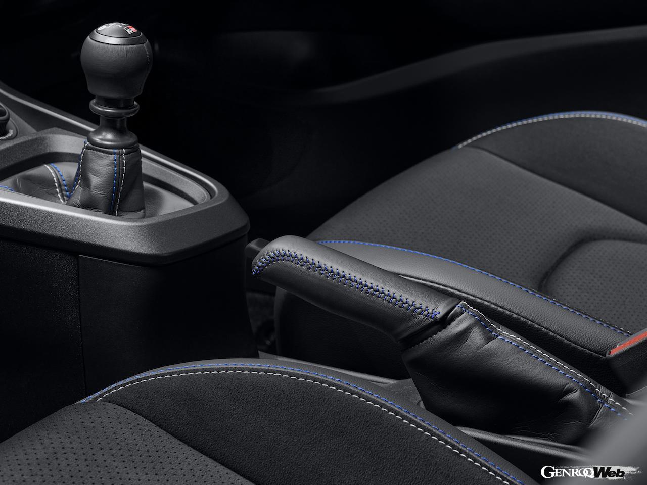 「GRヤリス RZ High performance カッレ・ロバンペラ エディション」の専用装備。