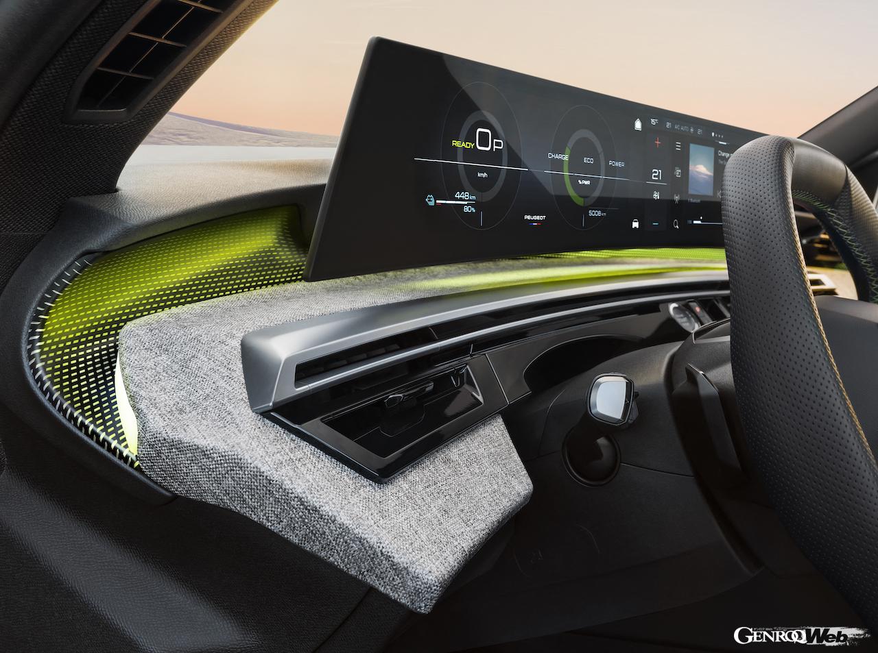 7シーターフル電動クロスオーバー「プジョー E-5008」のインテリア。