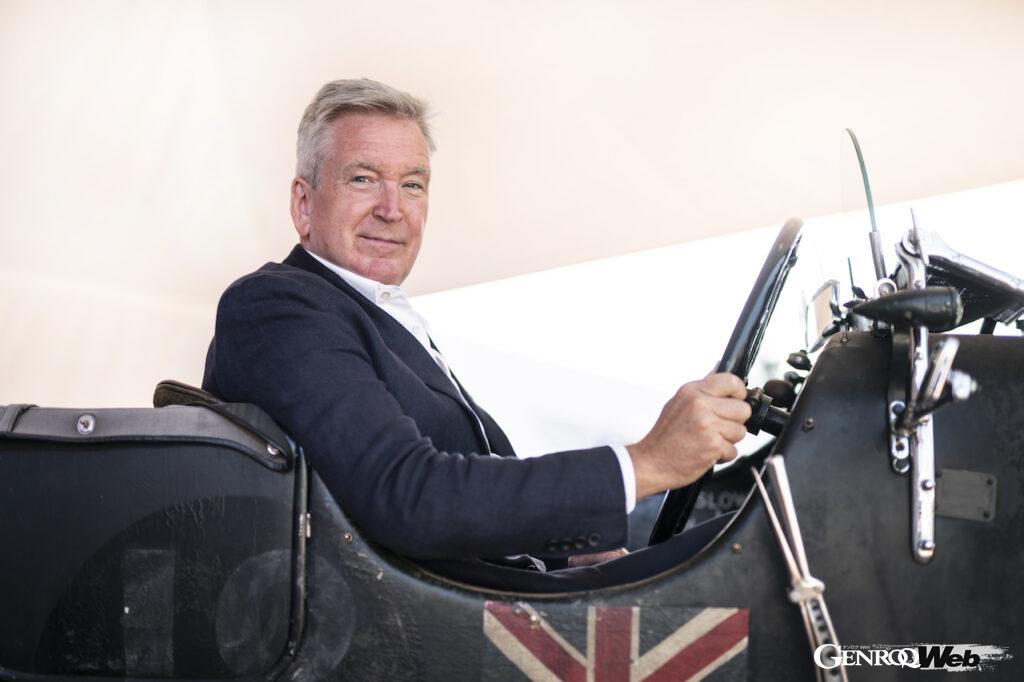 ホールマークの就任までは、現在のCEOのアメデオ・フェリサがアストンマーティンの新車開発を率いることになっている。