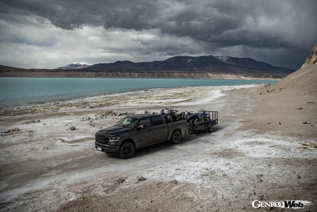 ポル・タレスの「オホス・デル・サラード」挑戦をサポートした、ラム 1500 ビッグホーン。