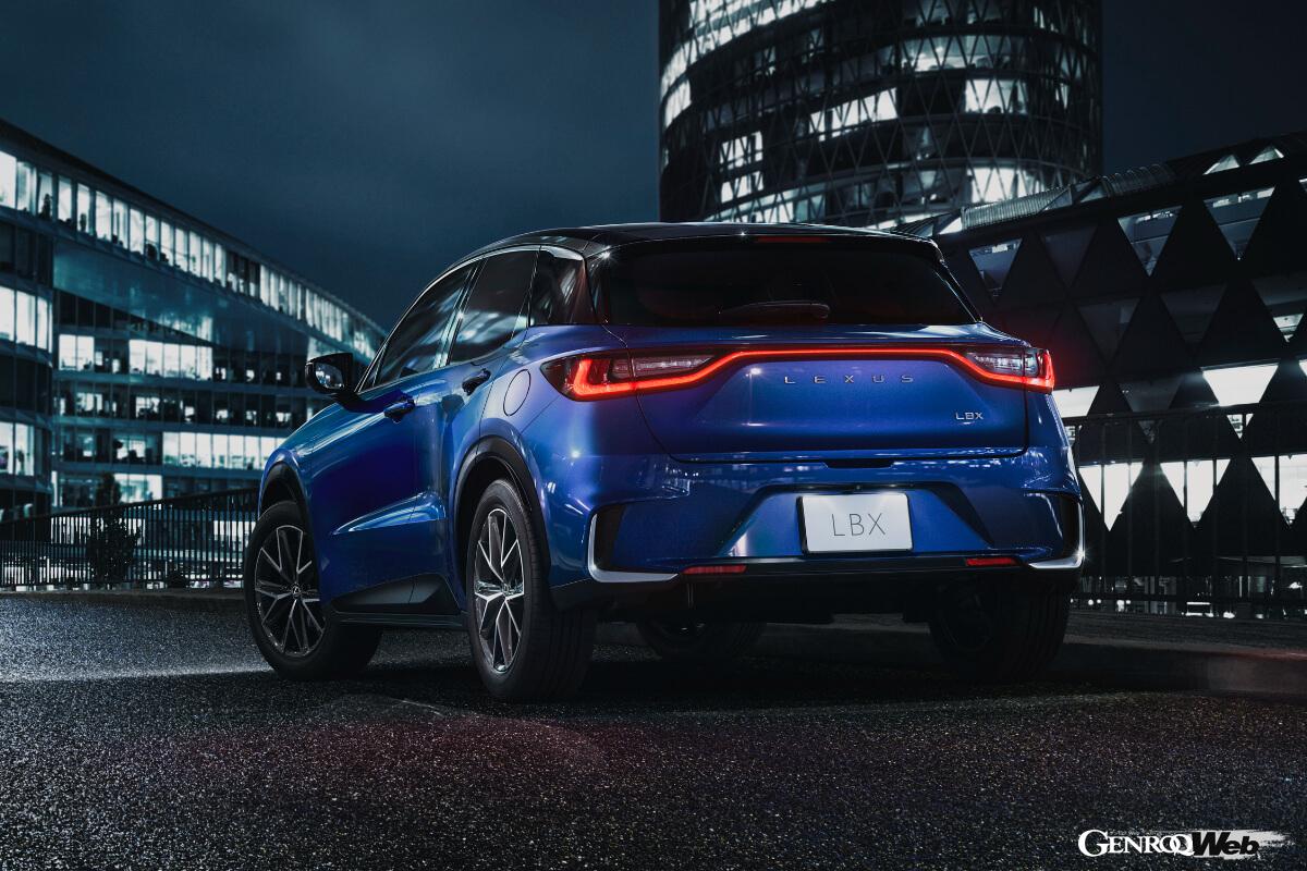 レクサス LBX