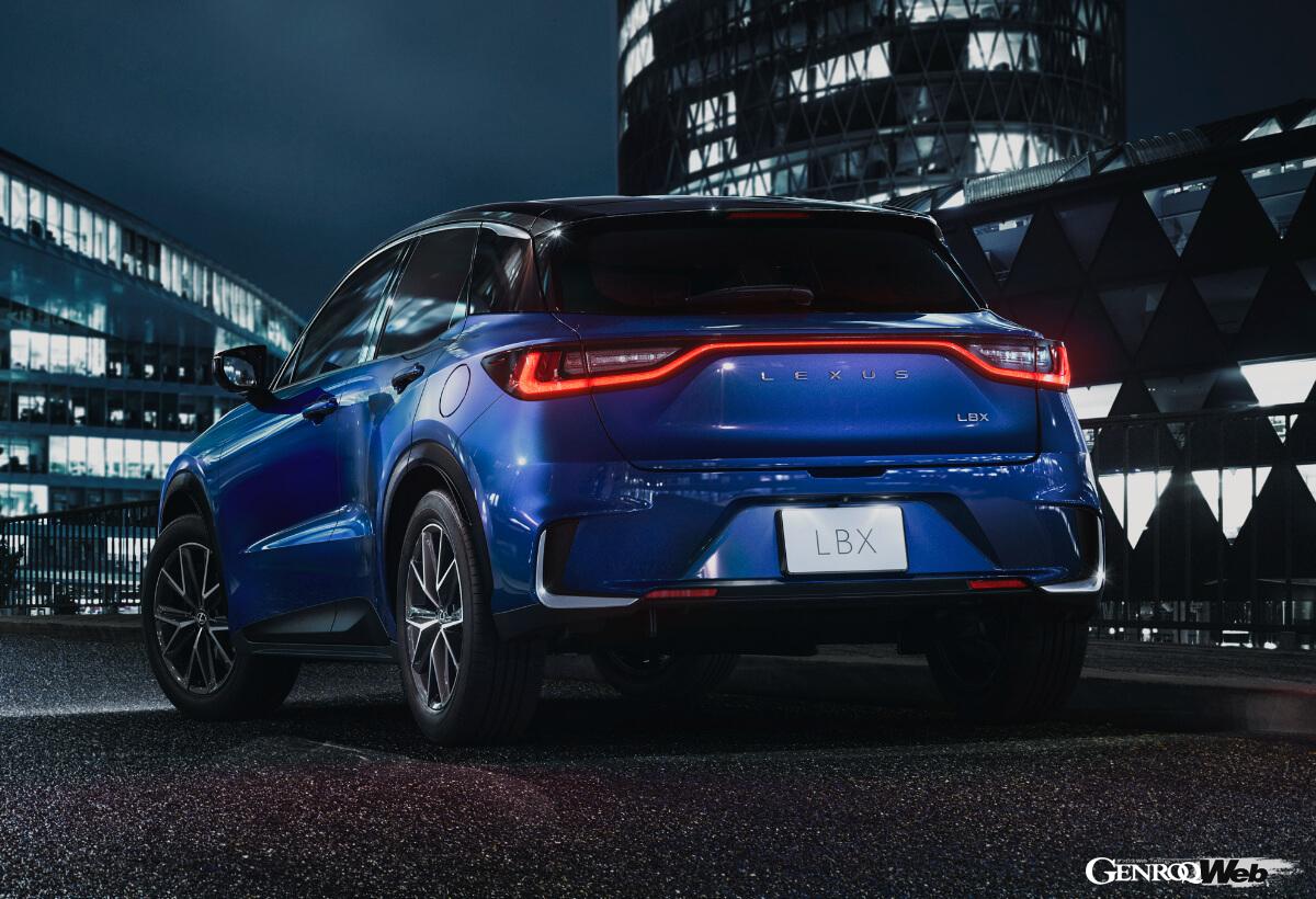 レクサス LBX