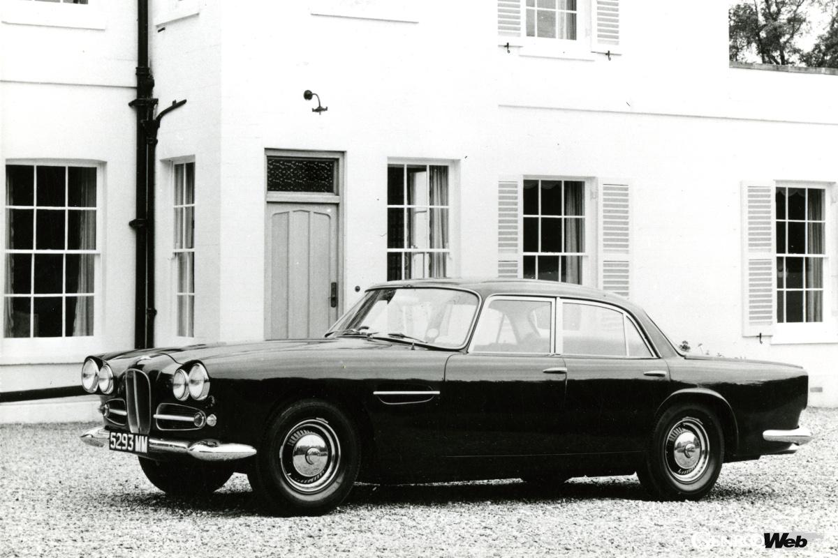 ラピードのボディは、DB4同様にトゥーリングが特許をもつスーパーレッジェーラ工法で構成され、DB4を踏襲した美しい4ドアボディが架装されるはずだったが、そのデザイン案をもとに社内のデザインチームが手直しを実施し、リヤ周りにわずかながらオリジナルデザインを残すのみとなった。