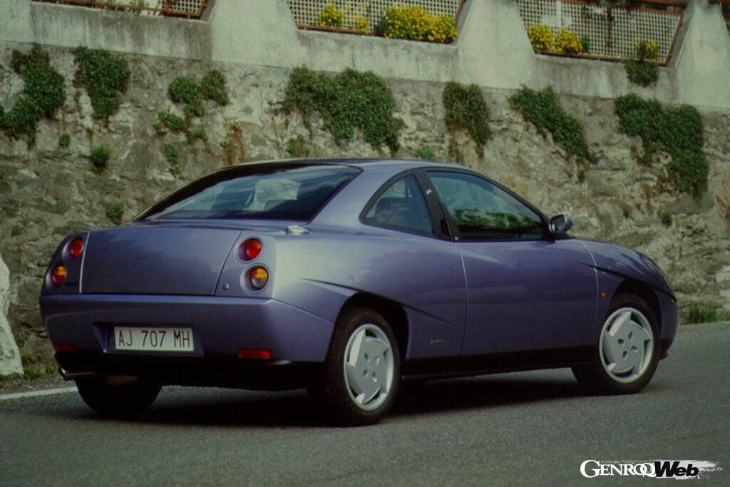 ヘンテコなスタイリングを手掛けたのはなんと後にBMWのデザインで名を馳せたクリス・バングルであった。