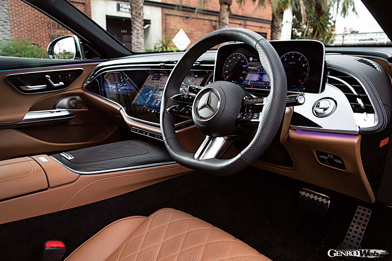 14.4インチのセントラルディスプレイと12.3インチの助手席ディスプレイからなるMBUXスーパースクリーンを採用。未来感溢れるデザインだ。