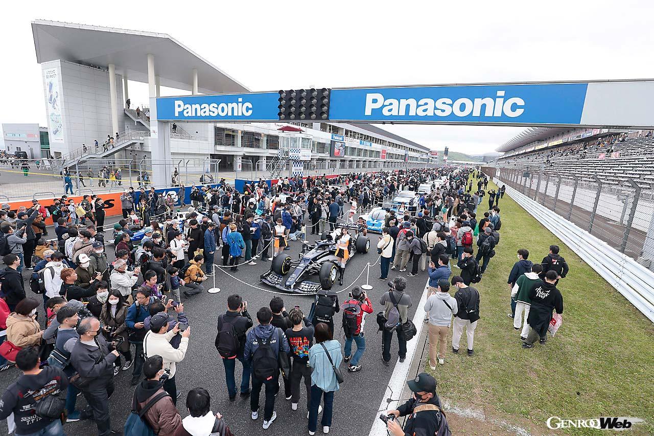 最新スーパースポーツ& SUV同乗試乗会を開催