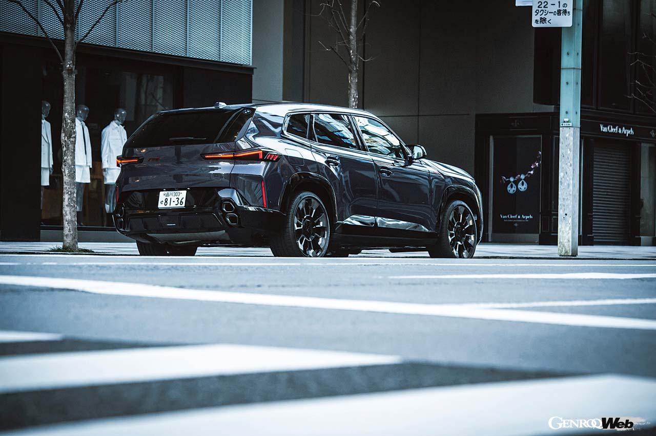 史上2モデル目となるM専用車として昨年登場したスーパーSUV、BMW XM。 そのXMのラインナップにおいて、頂点に立つXM Labelが追加になった。 システム・アウトプット748PS/1000NmというハイパーSUVの実力を見ていこう。