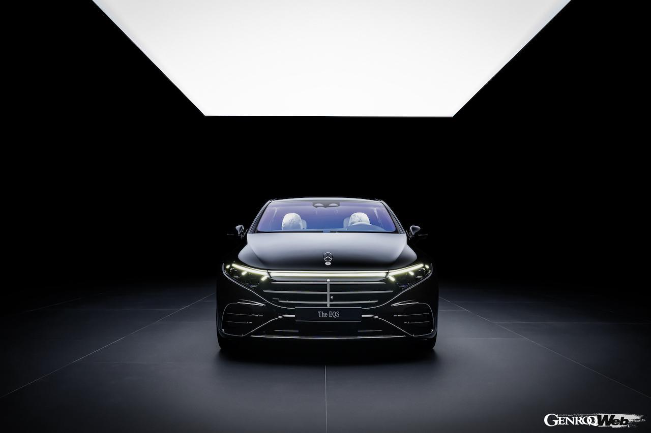 フル電動フラッグシップ「メルセデス・ベンツ EQS」改良新型のエクステリア。