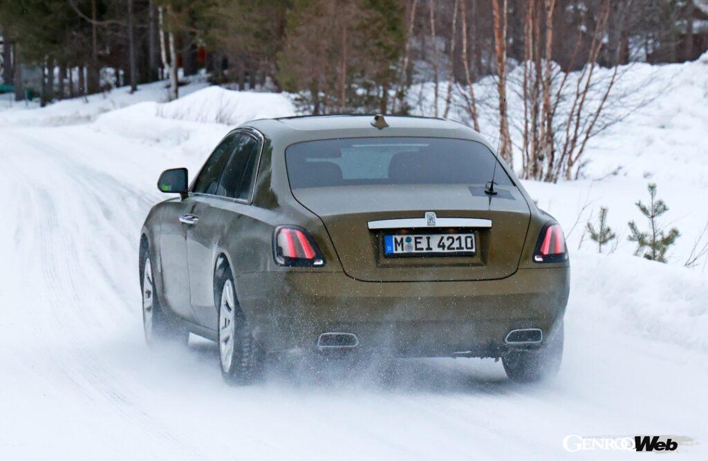 リアエンドの変更はテールライトのLEDグラフィックなど、最小限に抑えられている。