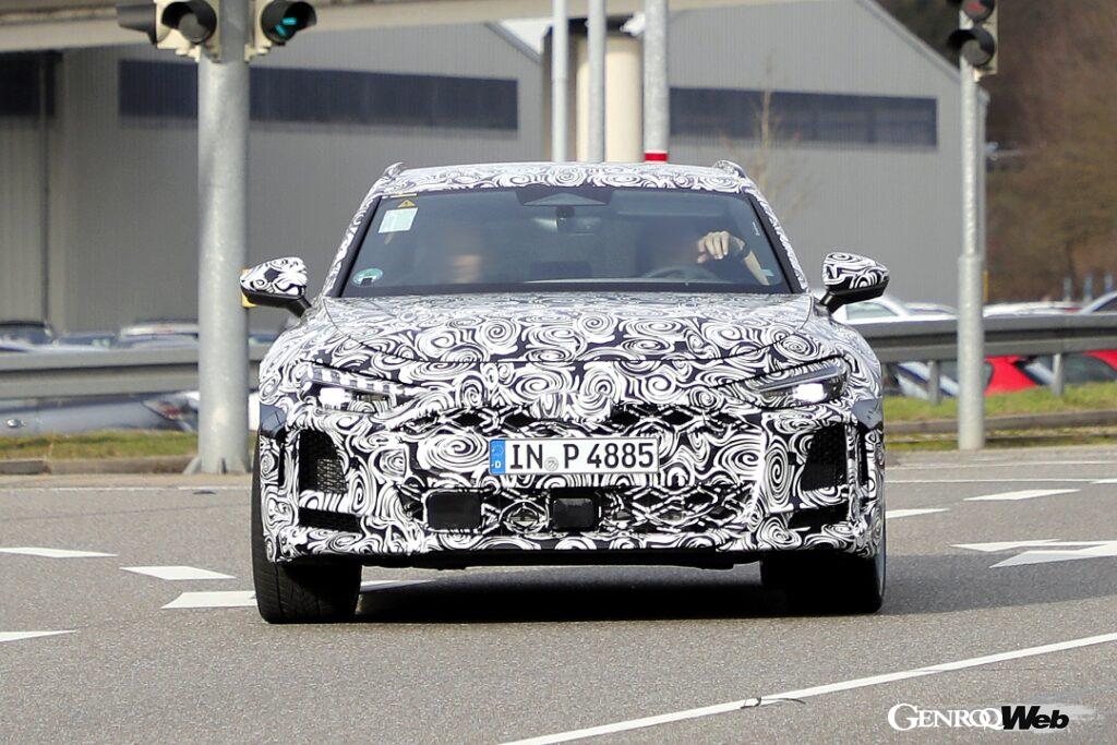 PHEV化でパフォーマンスの向上が図られると予想する。