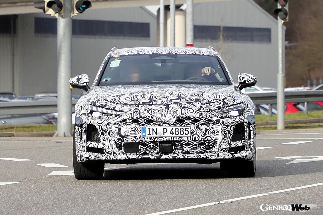 PHEV化でパフォーマンスの向上が図られると予想する。