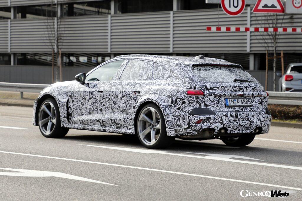 次期A5ファミリーにクーペとコンバーチブルが設定されるかどうかは不明だ。